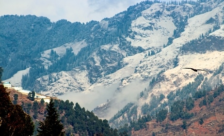 Snow covered hills after the season's first snowfall, in Kullu, Himachal Pradesh, (PTI) Snow covered hills after the season's first snowfall, in Kullu, Himachal Pradesh, (PTI)