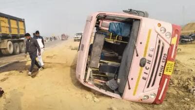 Bhiwani roadways general manager Deepak Kundu said that the incident occurred when the bus driver tried to overtake a standing tractor-trolley and suddenly the tractor driver started the vehicle, and the bus skidded off the road and overturned. (HT Photo)