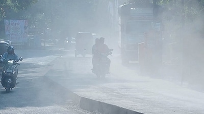 Mumbai, India- October 26, 2023: Residents of Shree Krishna Nagar, near Dhobi Ghat at Borivali area complain of air pollution in their area due to construction/ road works, in Mumbai, India, Thursday, Oct 26, 2023. (Photo by Vijay Bate/HT Photo) Mumbai, India- October 26, 2023: Residents of Shree Krishna Nagar, near Dhobi Ghat at Borivali area complain of air pollution in their area due to construction/ road works, in Mumbai, India, Thursday, Oct 26, 2023. (Photo by Vijay Bate/HT Photo)