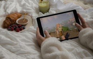Enhance your gaming experience with these budget-friendly tablets under  ₹20000, built for performance. (Pexels)