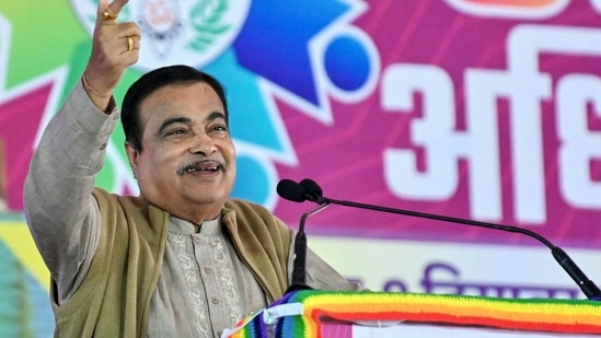 FILE: India's minister of road transport and highways Nitin Gadkari addresses the gathering during the 8th National Convention of Sahakar Bharati in Amritsar. (AFP)