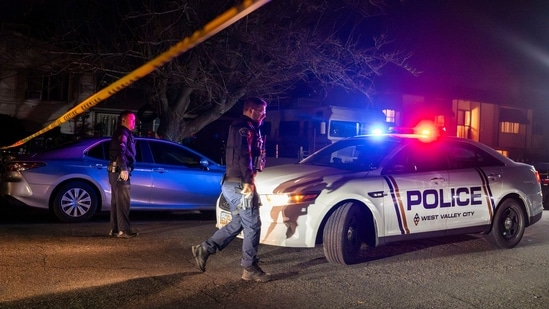 5 Utah family members found dead, teen rushed to hospital with gunshot wound (Scott G. Winterton/The Deseret News via AP) (AP)
