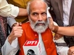 BJP MP Pratap Chandra Sarangi gets injured after clashes between India Bloc and NDA MPs at Parliament complex in New Delhi. BJP MP Pratap Chandra Sarangi gets injured after clashes between India Bloc and NDA MPs at Parliament complex in New Delhi.