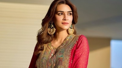 Kriti Sanon wore a rani pink embroidered Kalidar kurta set for one of the functions. Kriti Sanon wore a rani pink embroidered Kalidar kurta set for one of the functions.