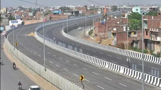 A 781 km of Green National Highway Corridors is being built across states of Himachal Pradesh, Rajasthan, Uttar Pradesh, and Andhra Pradesh (HT Photo/Representative photo)