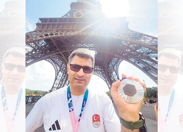 Turkish shooter Yusuf Dikec is better known than the Serbian team that beat him at the 2024 Olympics. (Instagram/@YusufDikec) Turkish shooter Yusuf Dikec is better known than the Serbian team that beat him at the 2024 Olympics. (Instagram/@YusufDikec)