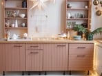Mocha Mousse dazzles brighter in your home when paired with other complementary colours. 