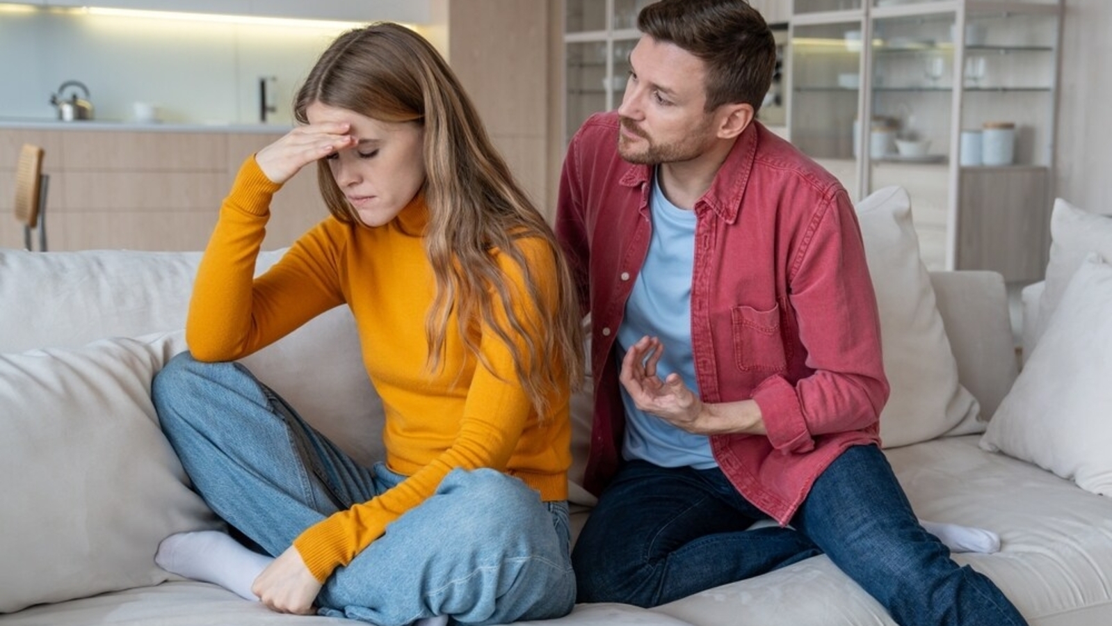 Brush with a manipulative ex-girlfriend? Study says society might be to blame for her behaviour