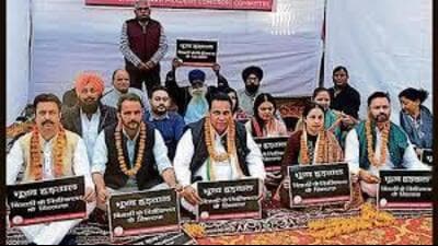 Advocate and Chandigarh MP Manish Tewari is likely to join during the course of the day. (HT File Photo)