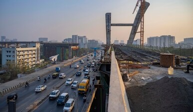 MMRDA opened the SCLR, which includes Mumbai’s first double-decker flyover, in April 2014 MMRDA opened the SCLR, which includes Mumbai’s first double-decker flyover, in April 2014