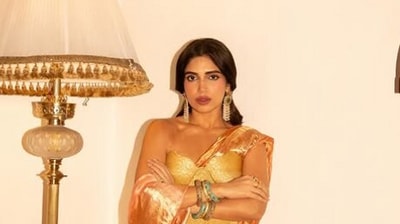 Bhumi Pednekar wore her mother's saree as she attended the Democratic Sangha Change Makers Awards in Hyderabad. (Instagram/@bhumipednekar) Bhumi Pednekar wore her mother's saree as she attended the Democratic Sangha Change Makers Awards in Hyderabad. (Instagram/@bhumipednekar)