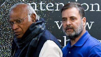Congress president Mallikarjun Kharge with Leader of Opposition in Lok Sabha Rahul Gandhi at Congress HQ in New Delhi on Thursday. (ANI Photo) Congress president Mallikarjun Kharge with Leader of Opposition in Lok Sabha Rahul Gandhi at Congress HQ in New Delhi on Thursday. (ANI Photo)