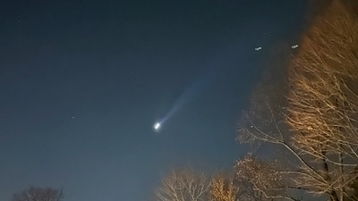 This photo provided by Brian Glenn shows what appears to be multiple drones flying over Bernardsville, N.J., on Thursday, Dec. 5, 2024 (Brian Glenn/TMX via AP, File) (AP) This photo provided by Brian Glenn shows what appears to be multiple drones flying over Bernardsville, N.J., on Thursday, Dec. 5, 2024 (Brian Glenn/TMX via AP, File) (AP)