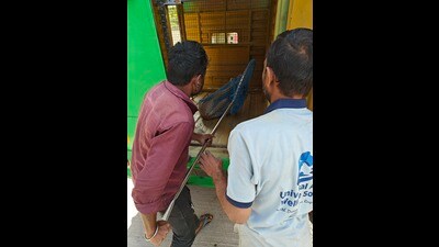 Following the incident, the Pune Municipal Corporation (PMC) acted quickly, capturing seven dogs from the society, including four stray dogs suspected of the attack. (HT PHOTO) Following the incident, the Pune Municipal Corporation (PMC) acted quickly, capturing seven dogs from the society, including four stray dogs suspected of the attack. (HT PHOTO)