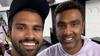 A picture shared by Washington Sundar with Ravichandran Ashwin following the senior spinner's retirement. (X) A picture shared by Washington Sundar with Ravichandran Ashwin following the senior spinner's retirement. (X)