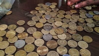 The Coimbatore man was asked by the judge to pay in notes. (Representational image) The Coimbatore man was asked by the judge to pay in notes. (Representational image)