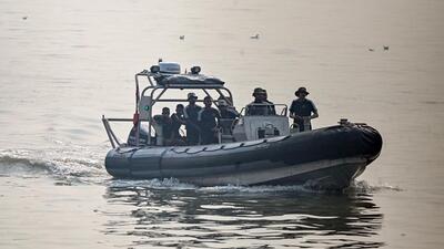 Police said the speedboat is in the Naval Dockyard, while the passenger ferry has been taken to Elephanta Island. (Raju Shinde/HT Photo) Police said the speedboat is in the Naval Dockyard, while the passenger ferry has been taken to Elephanta Island. (Raju Shinde/HT Photo)