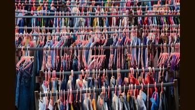 Synthetic fibres are a major source of microplastics. A switch to natural fabrics will help. (Shutterstock) Synthetic fibres are a major source of microplastics. A switch to natural fabrics will help. (Shutterstock)