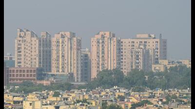The Noida authority has hired a private agency to get in touch with farmers and help to acquire land so that the authority can increase its land bank in the National Capital Region. (HT PHOTO) The Noida authority has hired a private agency to get in touch with farmers and help to acquire land so that the authority can increase its land bank in the National Capital Region. (HT PHOTO)