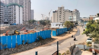 The petition demanded that maximum amenity spaces be converted into gardens, urban forests. (HT PHOTO)