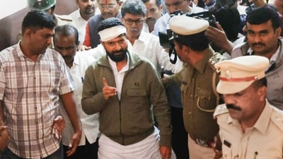BJP leader CT. Ravi, arrested over his controversial remarks towards Karnataka Minister Lakshmi Hebbalkar, being produced in a court in Belagavi, Friday, Dec. 20, 2024. (PTI) BJP leader CT. Ravi, arrested over his controversial remarks towards Karnataka Minister Lakshmi Hebbalkar, being produced in a court in Belagavi, Friday, Dec. 20, 2024. (PTI)