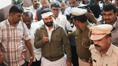 BJP leader CT. Ravi, arrested over his controversial remarks towards Karnataka Minister Lakshmi Hebbalkar, being produced in a court in Belagavi, Friday, Dec. 20, 2024. (PTI) BJP leader CT. Ravi, arrested over his controversial remarks towards Karnataka Minister Lakshmi Hebbalkar, being produced in a court in Belagavi, Friday, Dec. 20, 2024. (PTI)