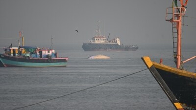Gateway of India accident ferry boat seen at Bhaucha Dhakka, in Mumbai, India, on Thursday, Dec 19, 2024. (Bhushan Koyande/HT ) Gateway of India accident ferry boat seen at Bhaucha Dhakka, in Mumbai, India, on Thursday, Dec 19, 2024. (Bhushan Koyande/HT )