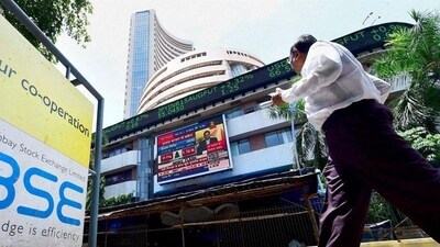 Stock market today: As many as 2,315 stocks declined while 1,680 advanced and 100 remained unchanged on the BSE on Thursday, December 19. (PTI) Stock market today: As many as 2,315 stocks declined while 1,680 advanced and 100 remained unchanged on the BSE on Thursday, December 19. (PTI)
