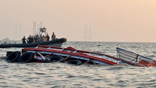 Fourteen passengers lost their lives, and 99 others were rescued by the Navy, Coast Guard, and Marine Police after a Navy carft collided with a ferry boat near the Gateway of India while en route to Elephanta Island. (Hindustan Times)