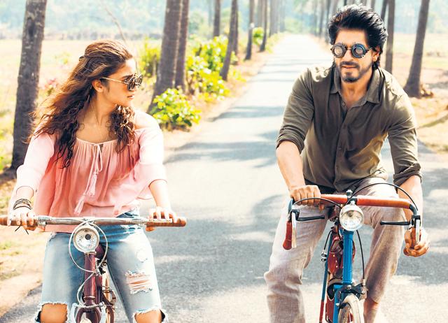 Dear Zindagi showed us it’s okay to struggle in our careers. But your job is not your life. Dear Zindagi showed us it’s okay to struggle in our careers. But your job is not your life.