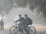 Students on their way to school amid rising air pollution in Noida. (Sunil Ghosh/Hindustan Times) Students on their way to school amid rising air pollution in Noida. (Sunil Ghosh/Hindustan Times)