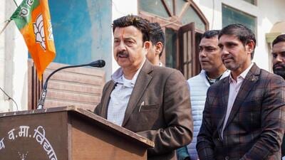 Addressing broader safety and infrastructure concerns, the minister ordered a quality inspection of broken sewer covers and directed police officials to increase patrolling in Bamdoli to address safety concerns (HT Photo) Addressing broader safety and infrastructure concerns, the minister ordered a quality inspection of broken sewer covers and directed police officials to increase patrolling in Bamdoli to address safety concerns (HT Photo)