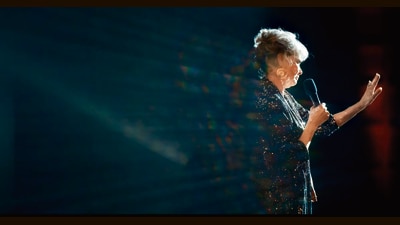 In Hacks (2021-), Jean Smart plays a woman defined by her identity as a successful comedian. Faced with a dip in her career, she has no idea what she’ll do next, or who her friends are. In Hacks (2021-), Jean Smart plays a woman defined by her identity as a successful comedian. Faced with a dip in her career, she has no idea what she’ll do next, or who her friends are.