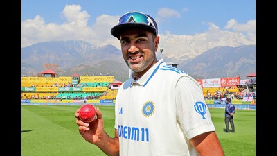 New Delhi, Dec 18 (ANI): (File Photo) Cricketer Ravichandran Ashwin announces his retirement from international cricket, on Wednesday. (ANI Photo) (ANI) New Delhi, Dec 18 (ANI): (File Photo) Cricketer Ravichandran Ashwin announces his retirement from international cricket, on Wednesday. (ANI Photo) (ANI)