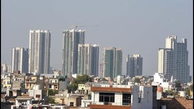 The project head was warned to ensure strict compliance with the regulations and suspend all construction activities till the ban remains in effect. (Parveen Kumar/HT Photo) The project head was warned to ensure strict compliance with the regulations and suspend all construction activities till the ban remains in effect. (Parveen Kumar/HT Photo)