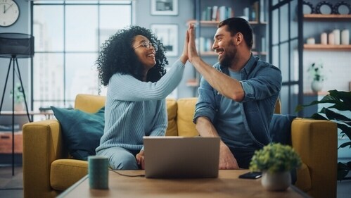 If it's easy to open up to your partner, they are a green flag. (Shutterstock) If it's easy to open up to your partner, they are a green flag. (Shutterstock)
