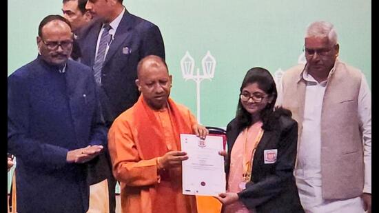 Anubhuti Srivastav, 22, from Uttarakhand, secured five gold medals at the felicitation ceremony on the 120th Foundation Day of King George’s Medical University. (Sourced)