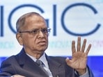 Narayana Murthy noted that together, the corporate world, politicians and bureaucrats, can sort out the climate change issue, 