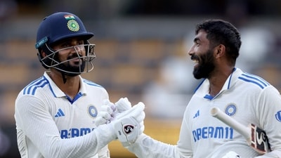 Akash Deep and Jasprit Bumrah put on a heroic 47-run partnership to help India avoid follow on at Gabba. (Photo by DAVID GRAY / AFP) (AFP)