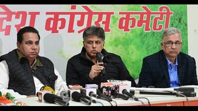 Chandigarh MP Manish Tewari, along with senior leaders, during a press conference at Congress Bhawan, Sector 35, in Chandigarh on Sunday. (Keshav Singh/HT) Chandigarh MP Manish Tewari, along with senior leaders, during a press conference at Congress Bhawan, Sector 35, in Chandigarh on Sunday. (Keshav Singh/HT)