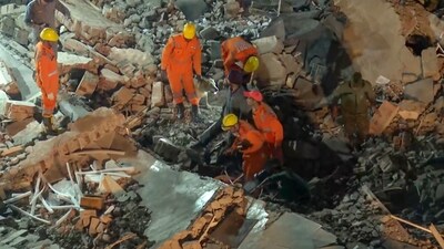 Mohali: Rescue work underway after a multi-storey building collapsed at Sohana village, in Mohali district, Punjab, Saturday, Dec. 21, 2024. Several people are feared trapped under the debris. (PTI Photo) Mohali: Rescue work underway after a multi-storey building collapsed at Sohana village, in Mohali district, Punjab, Saturday, Dec. 21, 2024. Several people are feared trapped under the debris. (PTI Photo)