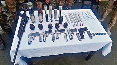 The five pistols are marked ‘Made in Burma’. (HT Photo) The five pistols are marked ‘Made in Burma’. (HT Photo)