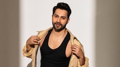 Varun Dhawan spoke about a scary experience with a fan. Varun Dhawan spoke about a scary experience with a fan.