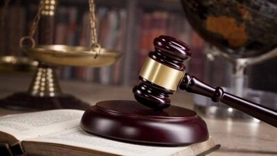 The slipper however did not hit the judge and instead hit a wooden frame in front of his desk. (Representational Image) The slipper however did not hit the judge and instead hit a wooden frame in front of his desk. (Representational Image)