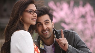 Ranbir Kapoor and Deepika Padukone's still from Yeh Jawaani Hai Deewani. Ranbir Kapoor and Deepika Padukone's still from Yeh Jawaani Hai Deewani.