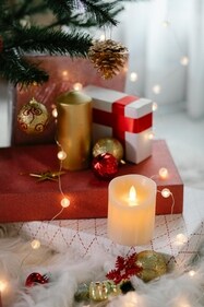 Colombians light up their homes and streets with millions of candles. (Pexels) Colombians light up their homes and streets with millions of candles. (Pexels)