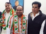 Former Matia Mahal MLA Asim Ahmed Khan joins the Congress in the presence of Delhi Congress President Devender Yadav, in New Delhi on Monday. (File image)