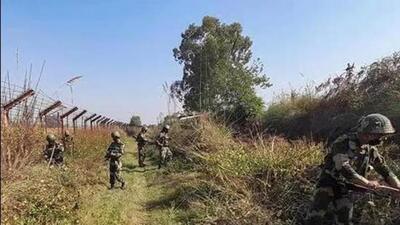 Acting on specific intelligence, the BSF personnel intercepted the group as they attempted to cross into Bangladesh. (Representational image)