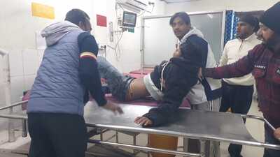 An injured under treatment at the Khanna civil hospital. (HT photo)