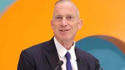 Dr Michael Spence AC, President & Provost, University College London Dr Michael Spence AC, President & Provost, University College London